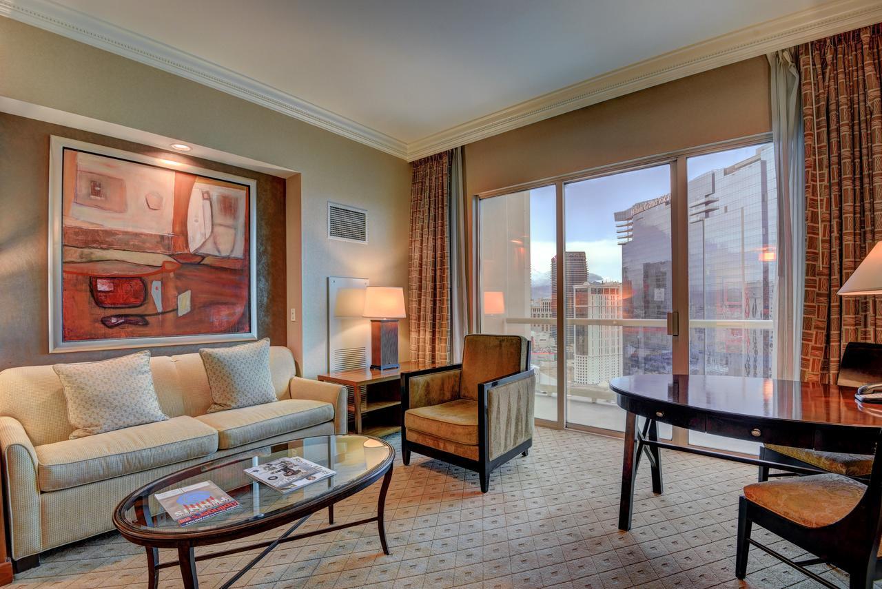 Penthouse Suite With Strip View At The Signature At Mgm Grand Las Vegas Exterior foto