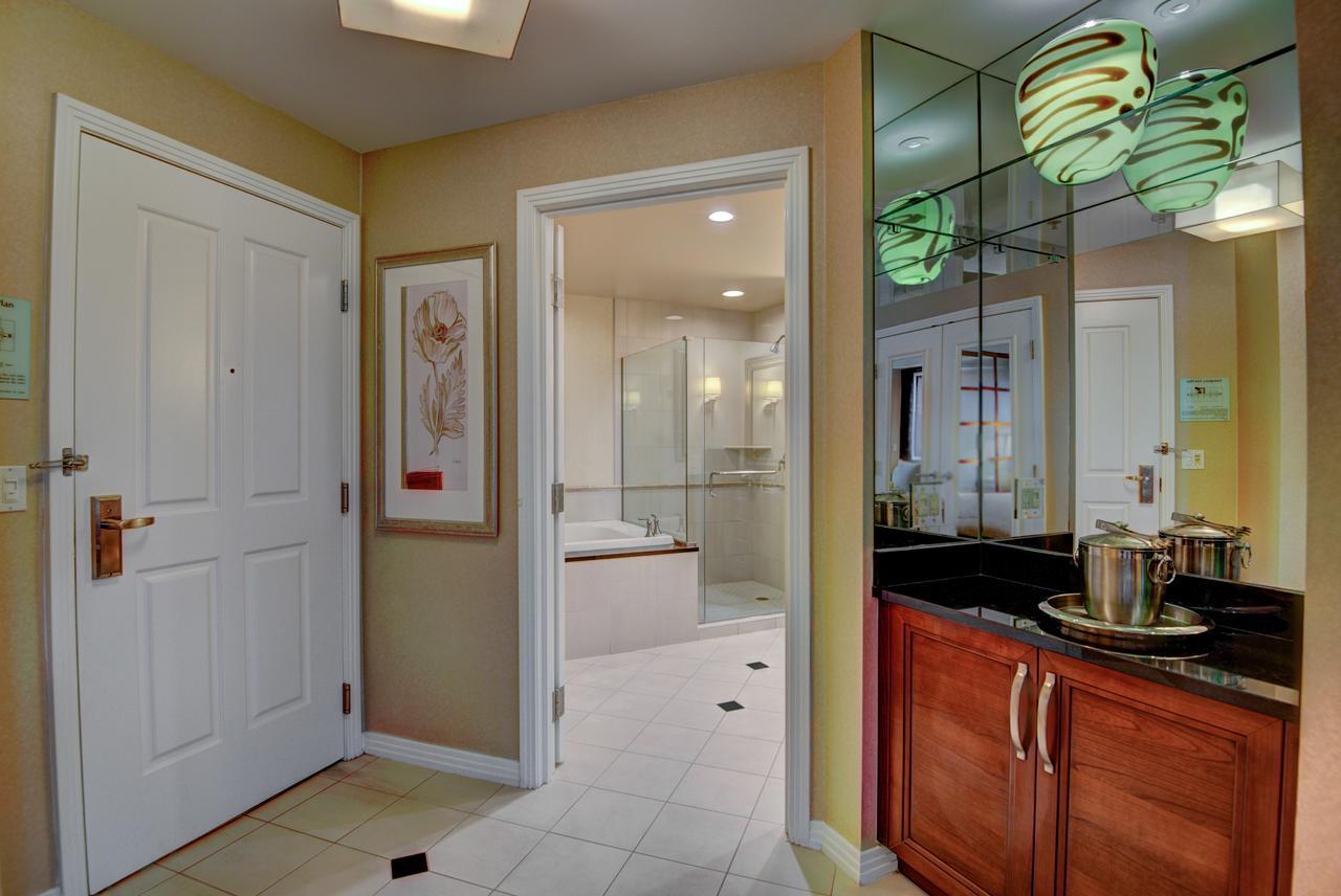 Penthouse Suite With Strip View At The Signature At Mgm Grand Las Vegas Exterior foto